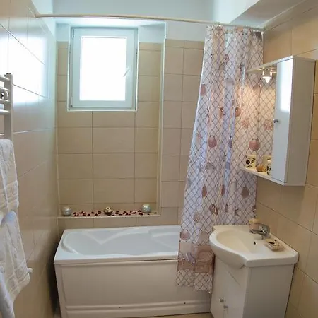 Apartment Royal Summer Mamaia